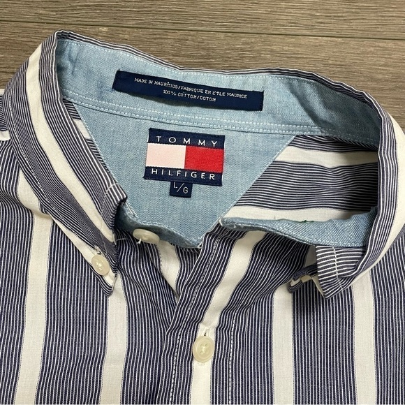 NEW Vintage Tommy Hilfiger Vertical Striped Button Down Men's Shirt Cotton Sz L - Picture 3 of 10